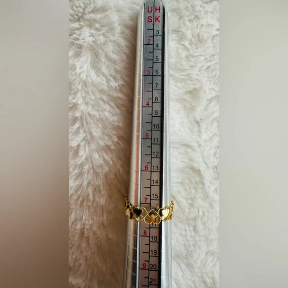 Heart Ring. 💛 Real 18 Karat(18k) Solid Gold Jewelry - Picture 9 of 9